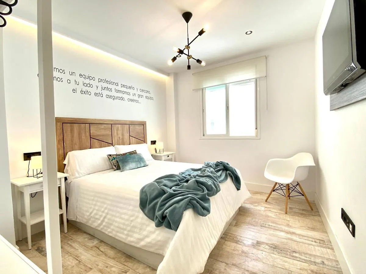 People Homes Ponce 13 Jerez de la Frontera 0*,  Spain